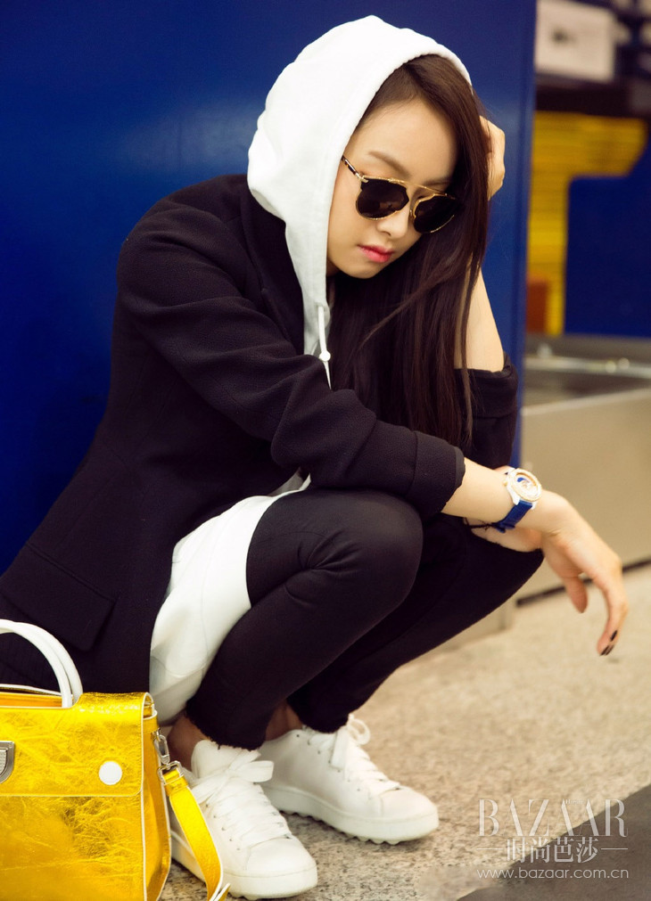 杨幂同款墨镜迪奥 (宋茜杨幂经典款手袋)