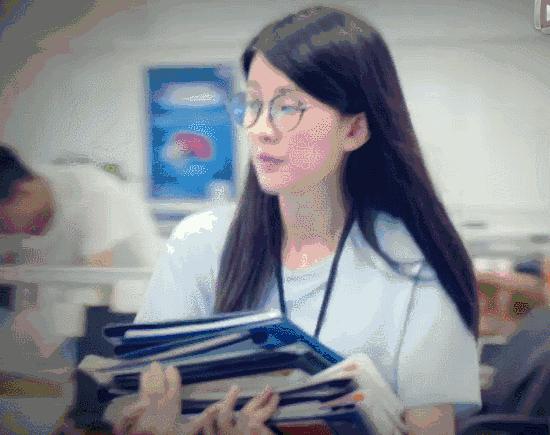 “欢乐颂”五大美女在大郑州的真实生活!哪一位美女像你?