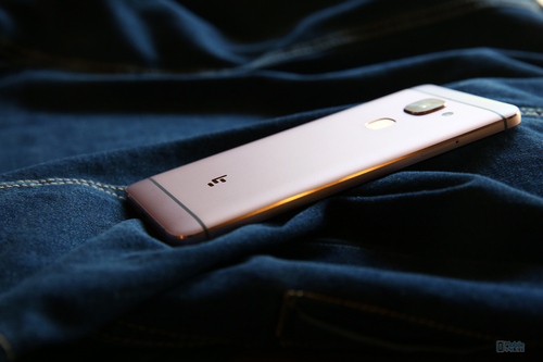 乐max2什么处理器,乐max2高配版