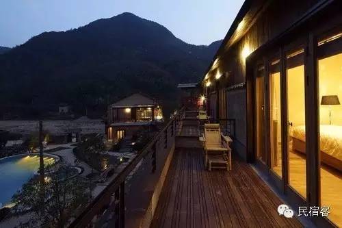 初夏，感受溪水的清凉，就去这几家溪畔民宿