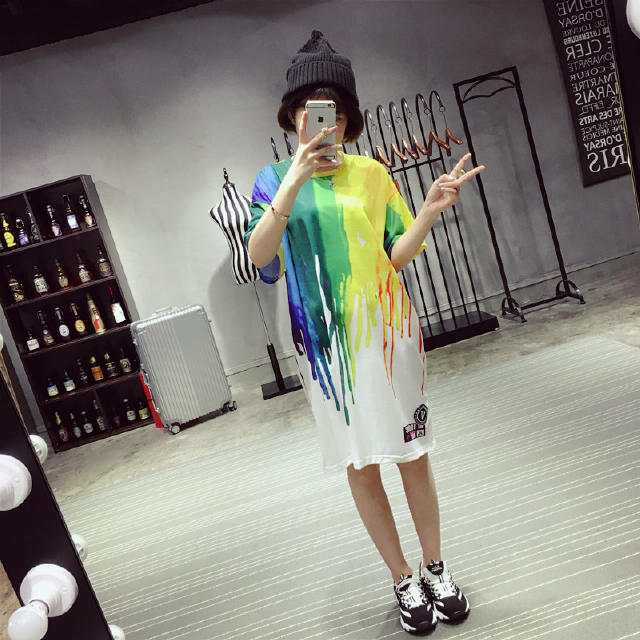 什么小白鞋搭配裙子好看,穿裙子可以搭配小白鞋吗