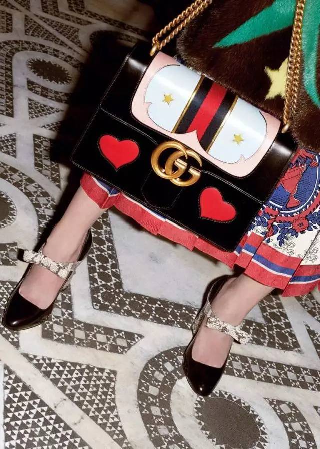 穿gucci去酒吧,穿gucci去专柜