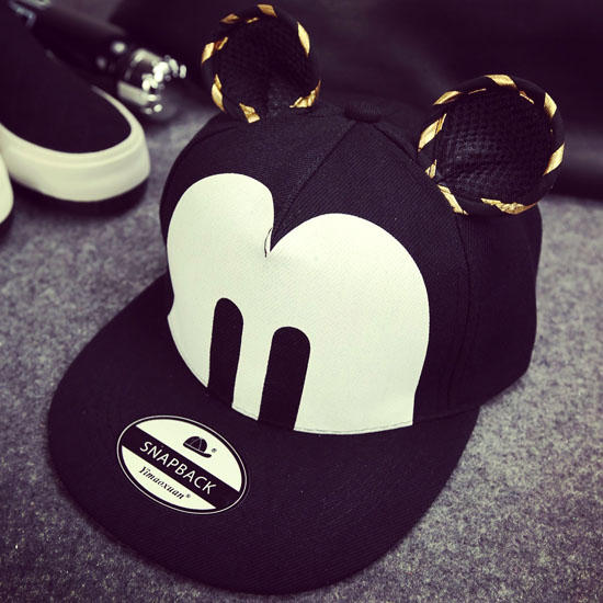 夏天宝宝出门防晒攻略,轻薄透气带娃出门一定要做好防晒