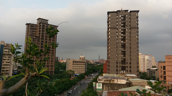 文本直送科技新闻:宏达电旗舰智慧型手机「HTC10」崭新体验，十分完美！