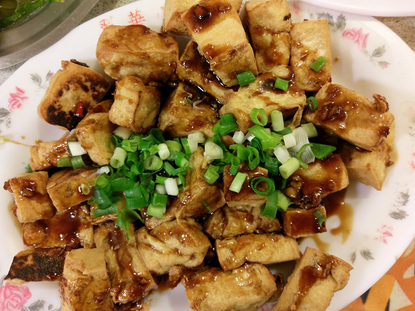 文本直送科技新闻:宏达电旗舰智慧型手机「HTC10」崭新体验，十分完美！