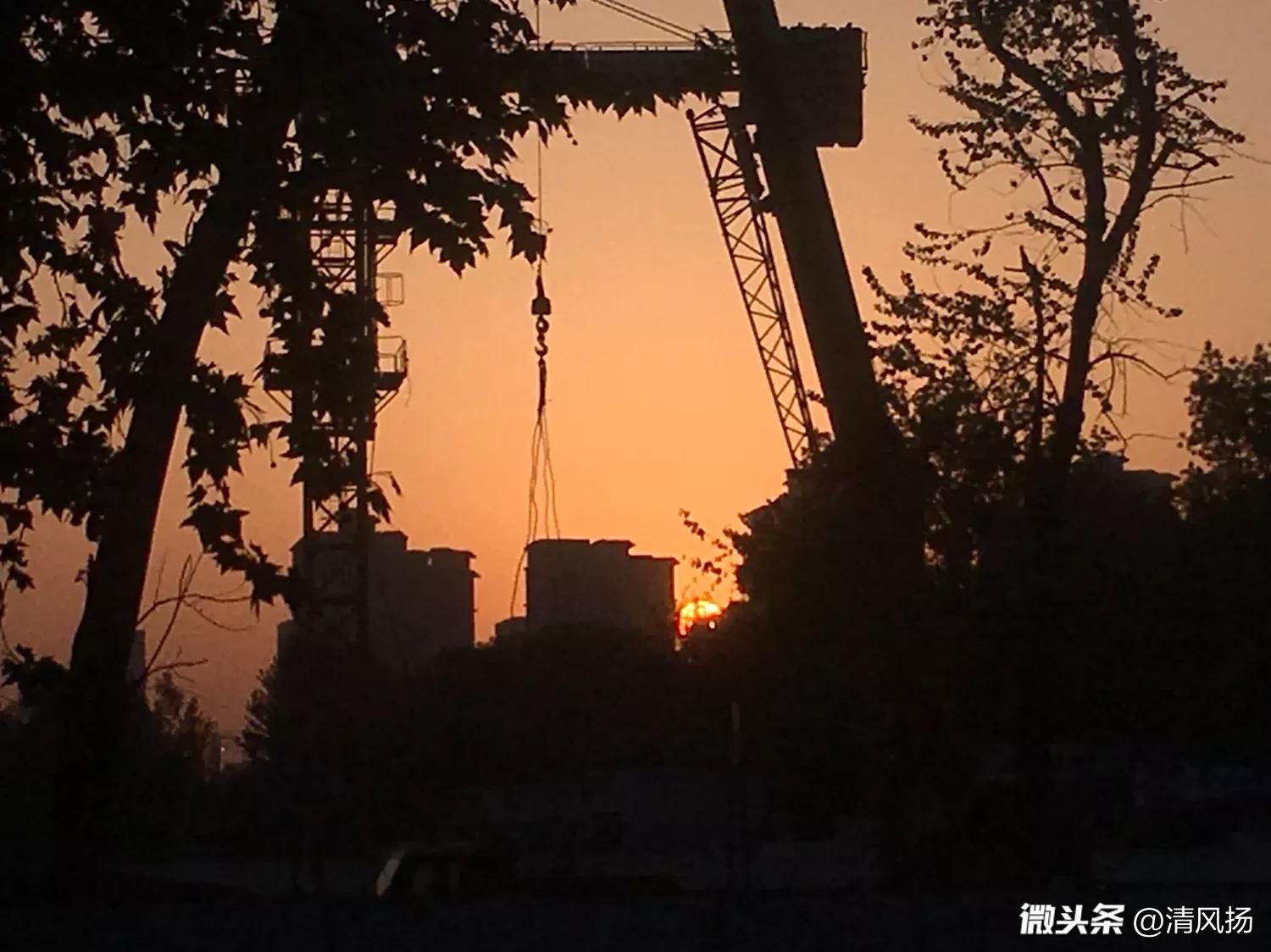 夕阳西下有你真好,youarenotalone你并不孤单