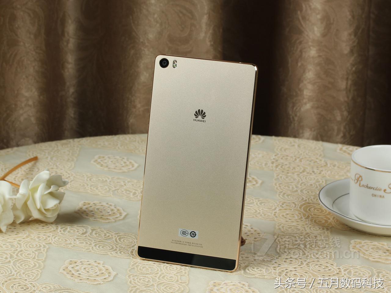 华为历代手机荣耀系列,华为手机荣耀系列最早的