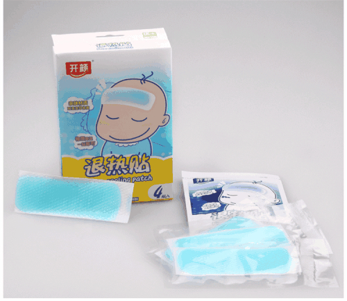 出门旅游宝宝发烧,春节和孩子容易感冒