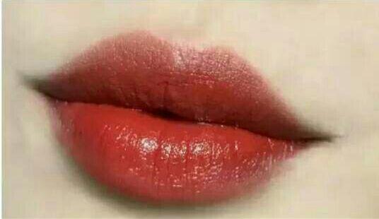 mac小辣椒991唇釉和口红哪个好,阿玛尼206唇釉和206口红怎么选