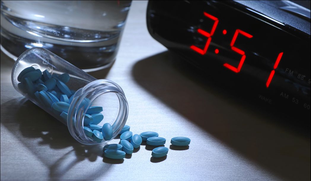 老人经常失眠吃什么食物可以缓解,哪些食物有助于睡眠缓解失眠