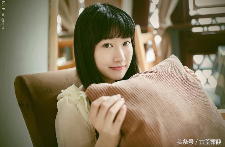 日光倾城懒回顾,红颜易老却迟暮