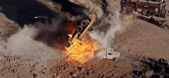 它不仅是2018年春节档口碑最佳，还是华语战争片尺度之最