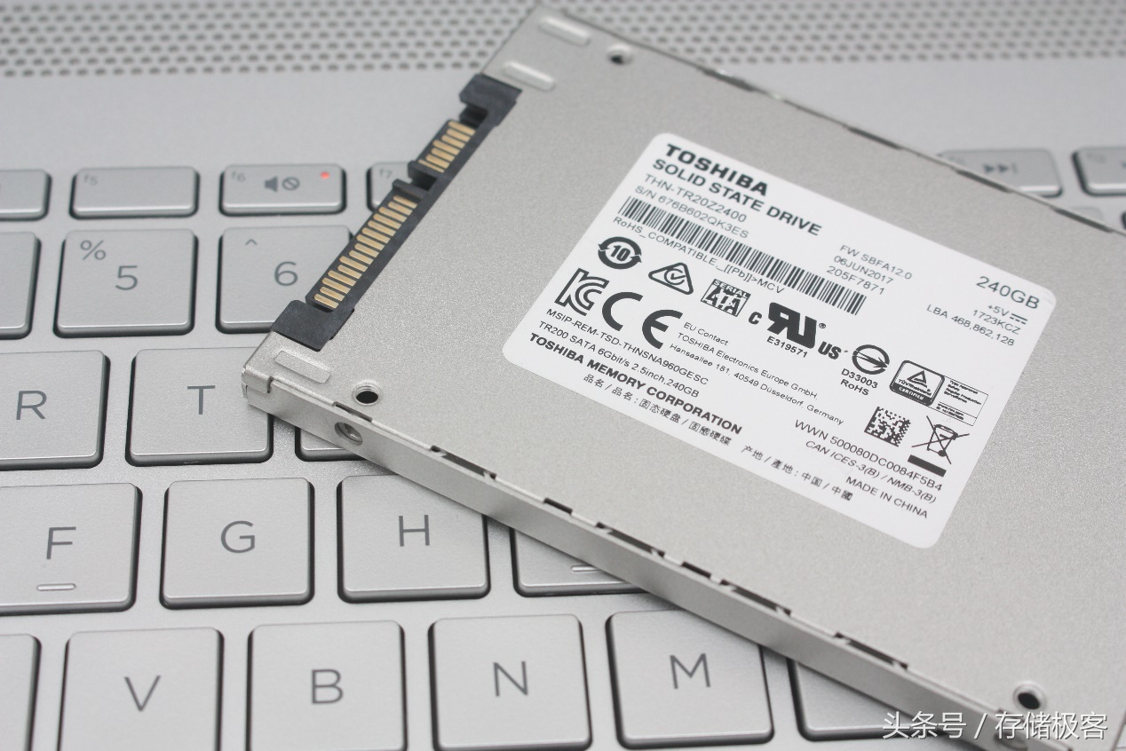 笔记本除了内存硬盘还能升级,轻薄笔记本升级硬盘