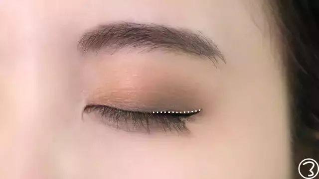 内双单眼皮眼妆画法新手淡妆,单眼皮淡妆眼妆的画法步骤