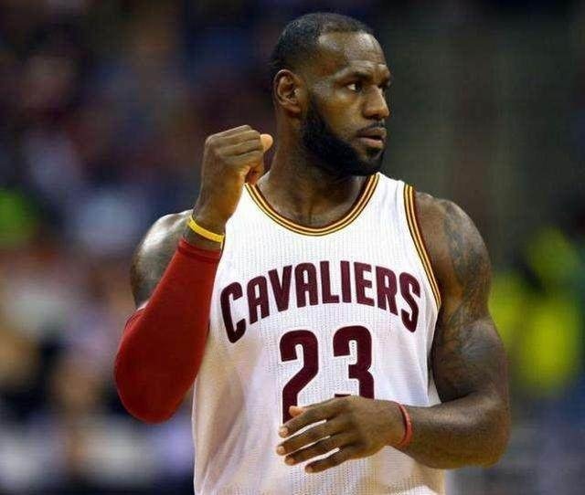 舌头宜解不宜结!NBA球星拜年用辱华字眼却称:舌头打结了