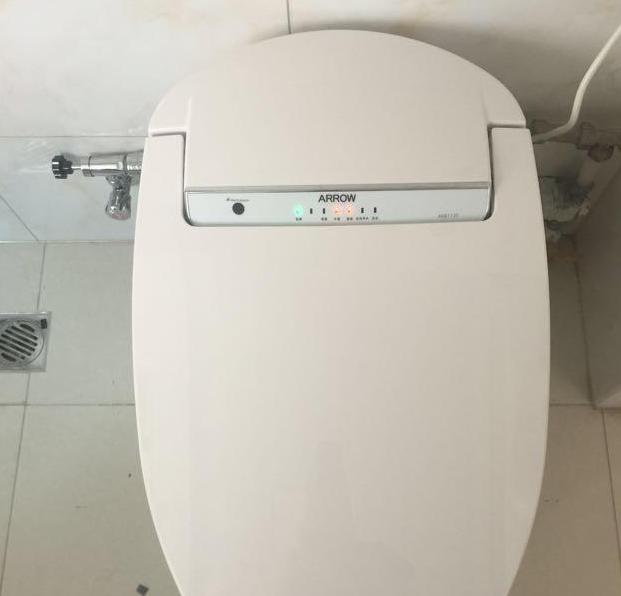 老婆砸23万装修的新房，满屋子智能家具，鞋柜这种你都没见过！