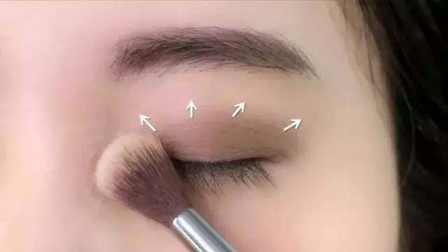 内双单眼皮眼妆画法新手淡妆,单眼皮淡妆眼妆的画法步骤