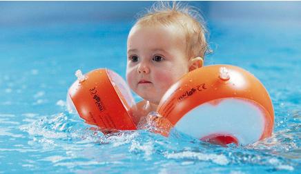 再这样带宝宝游泳，后悔都来不及