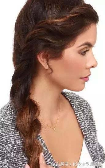 烫发后怎么扎好看短发,烫发后怎么扎好看2019