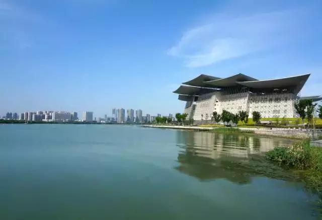 江苏平均工资最新公布,江苏省平均工资最近20年