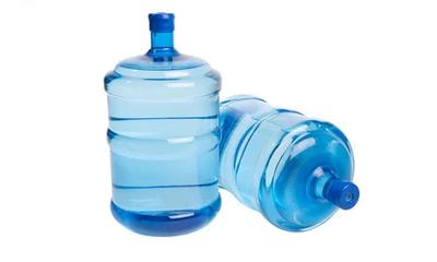 学校送桶装水挣不挣钱,送桶装水一月的真实收入