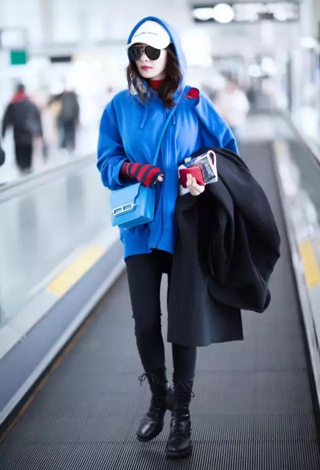 oversize微胖穿搭春季,这个春天一定要买条绿裤子