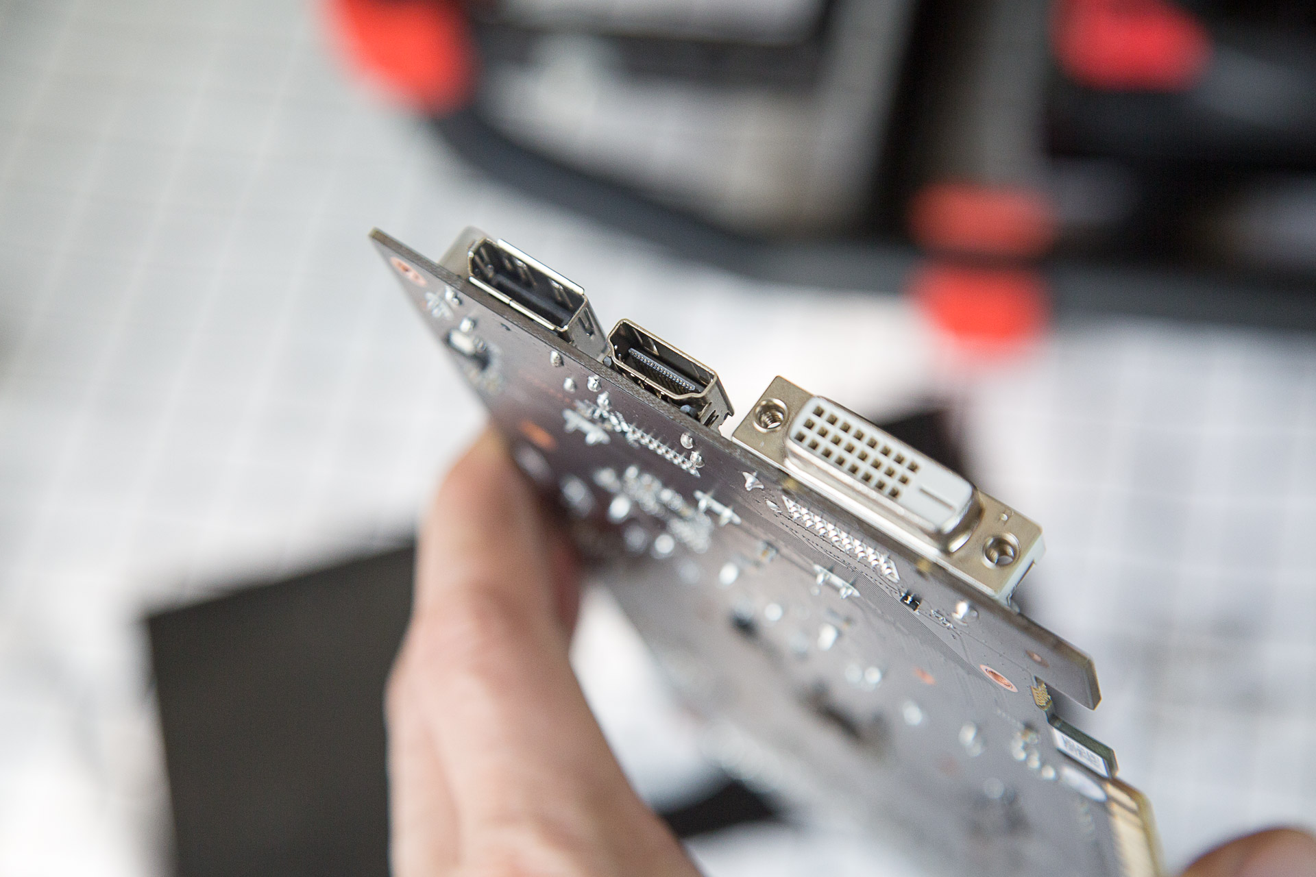 显卡铭瑄gtx1660super,铭瑄gtx1050显卡怎样