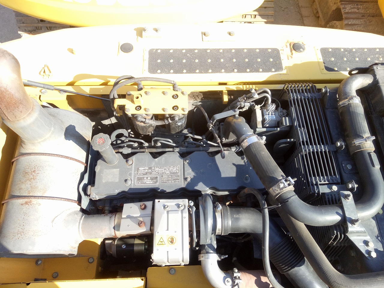 二手20万左右的小松210挖掘机,小松pc210-8和pc200-8区别