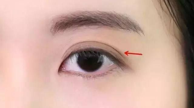 内双单眼皮眼妆画法新手淡妆,单眼皮淡妆眼妆的画法步骤