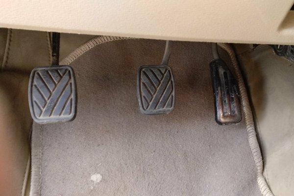 12年铃木奥拓9万公里值得要吗,一万多铃木奥拓手动