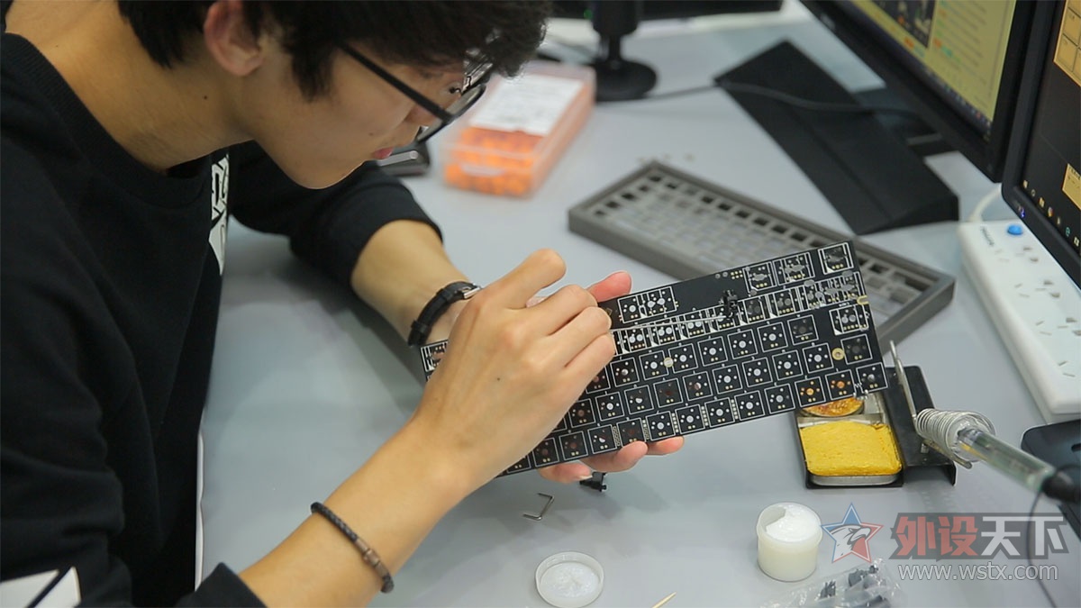 自己做机械键盘教程,手工吃鸡键盘