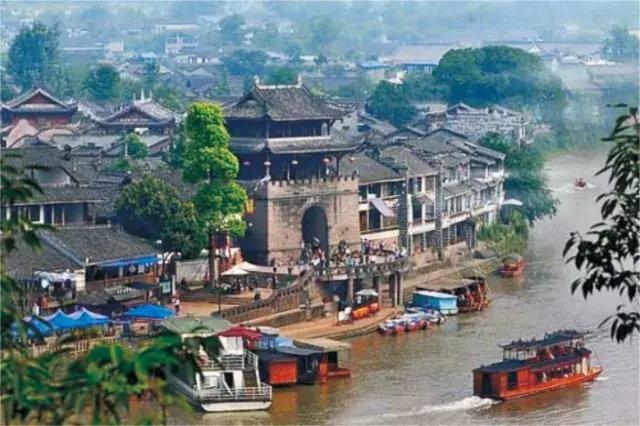 成都红色旅游景点大全,成都黄龙景区美景