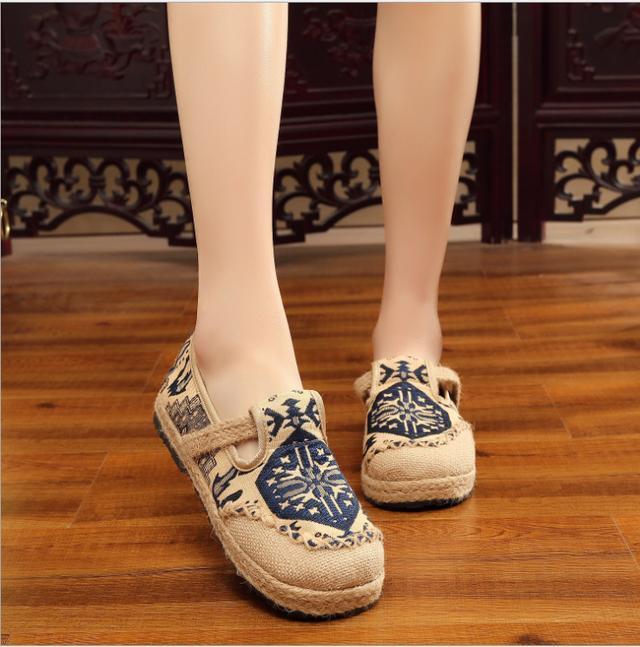 草编鞋底,适合夏天穿的草编鞋