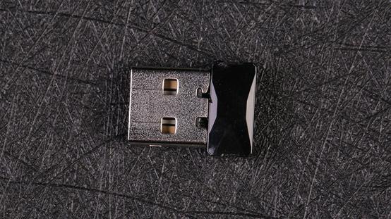 达尔优em915鼠标测评,达尔优em905双模游戏鼠标怎么使用