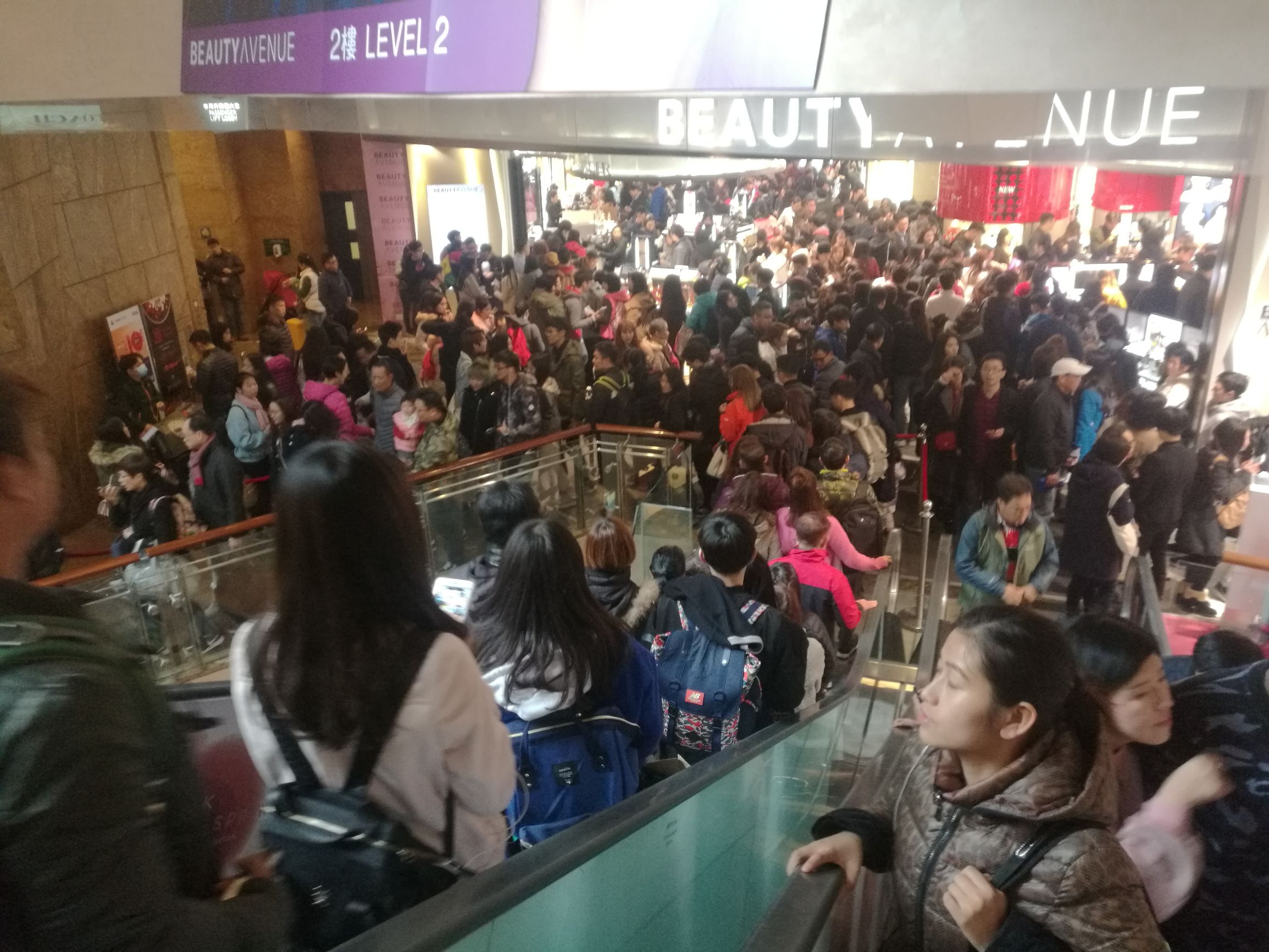 还在找代购,进口税降低了,以后用不着了(内含部分税率调整表)