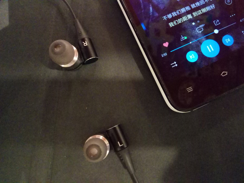 音色不俗还可换线，AUDIOSENSETK160动圈监听耳机