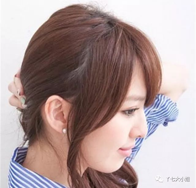 超减龄编发教程超简单,九款四季皆宜的时尚编发教程