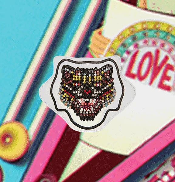 gucci是怎样成为全球最火品牌的,gucci设计look