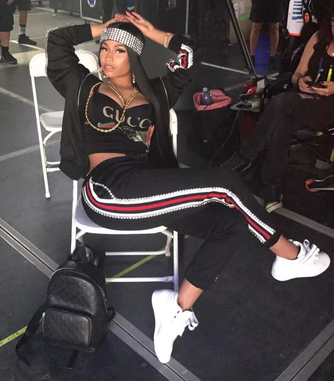 gucci是怎样成为全球最火品牌的,gucci设计look