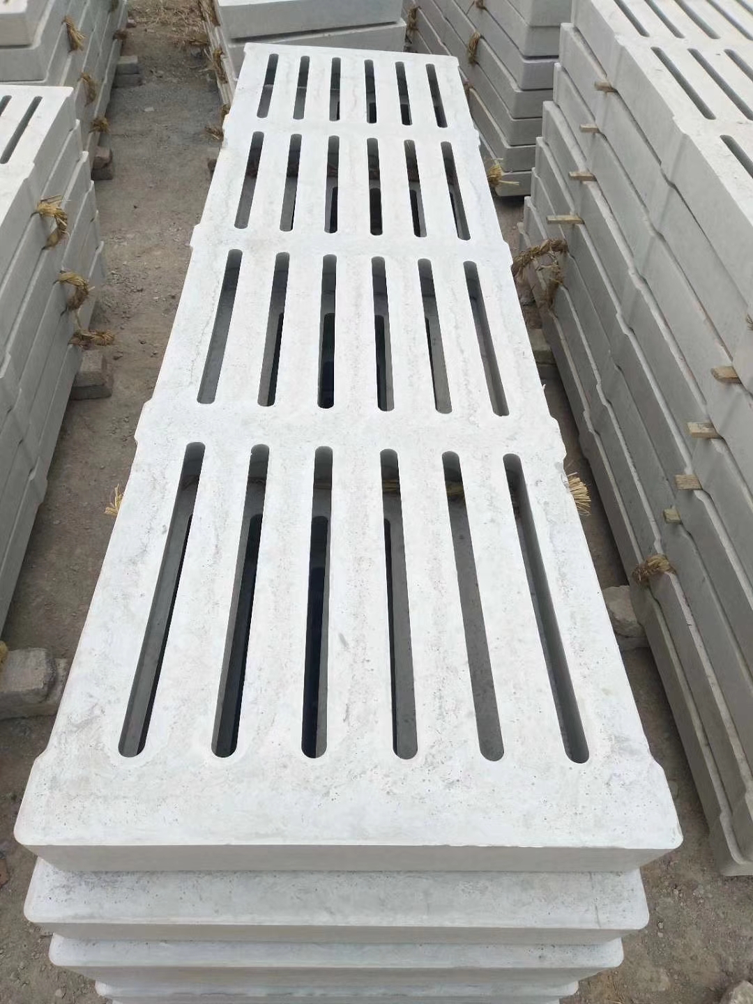 猪漏粪板制作视频,猪用漏粪板60x60