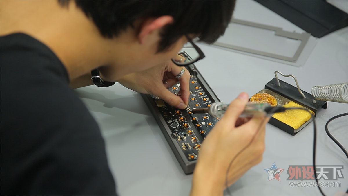 自己做机械键盘教程,手工吃鸡键盘