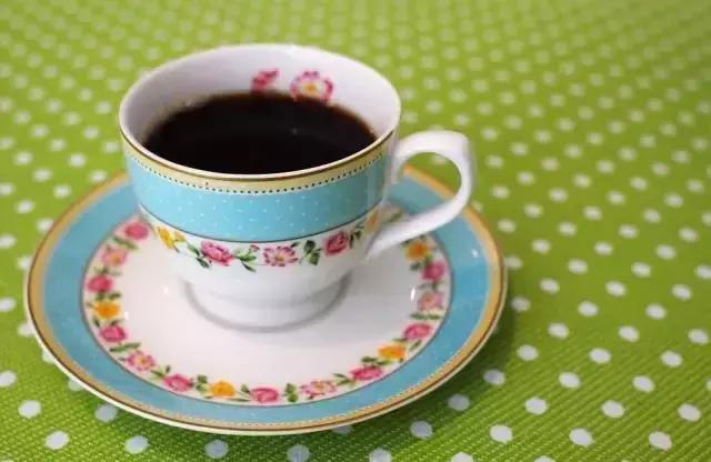 王俊凯的乳味饮品,王俊凯同款红茶加纯牛奶