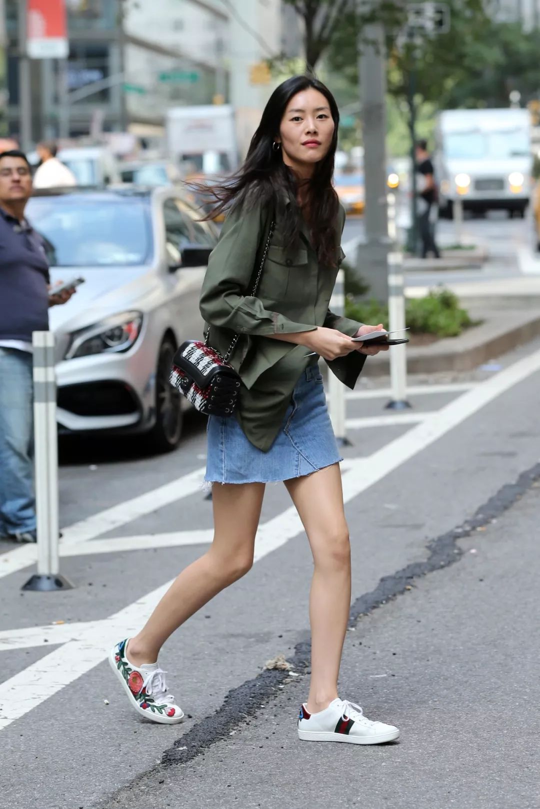 gucci是怎样成为全球最火品牌的,gucci设计look