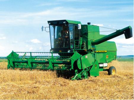 2017年的雷沃ge70小麦收割机,春雨小麦收割机2017年收割视频