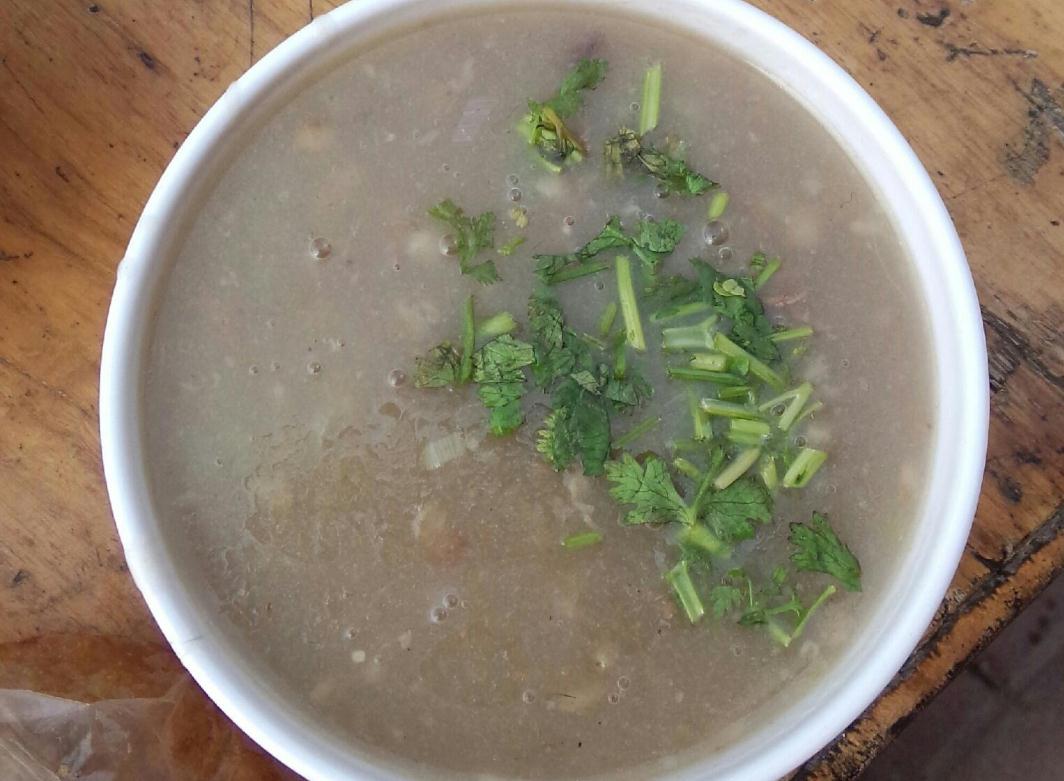 胡辣汤和sa汤哪个好喝,sha汤与胡辣汤pk