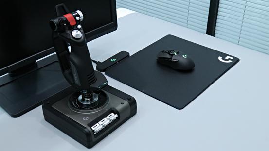 罗技x52评测视频,罗技x56飞行摇杆设置教程