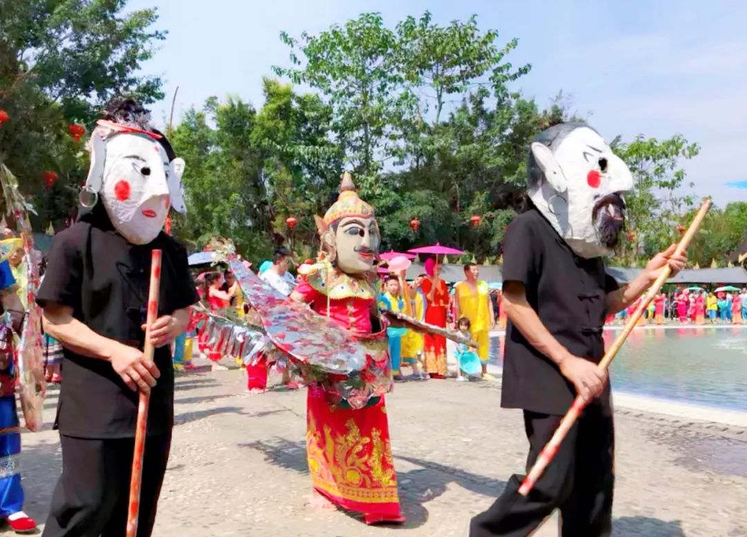体验一把傣族人民的泼水节,傣族歌曲喜迎新年泼水节的到来