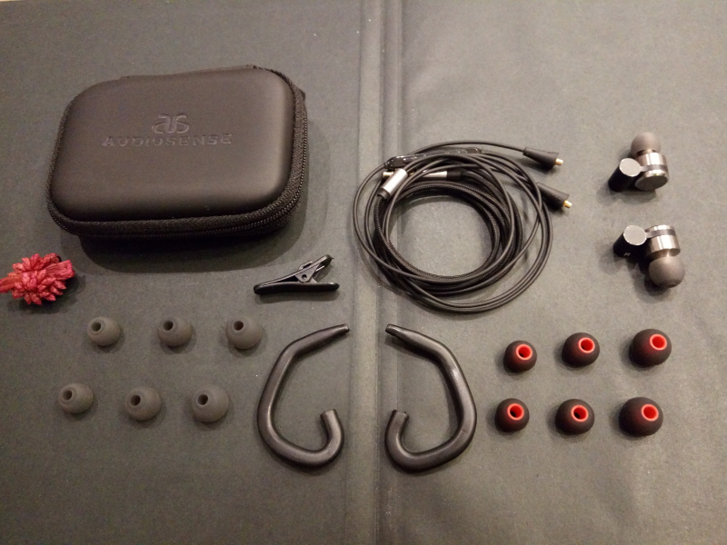 音色不俗还可换线，AUDIOSENSETK160动圈监听耳机