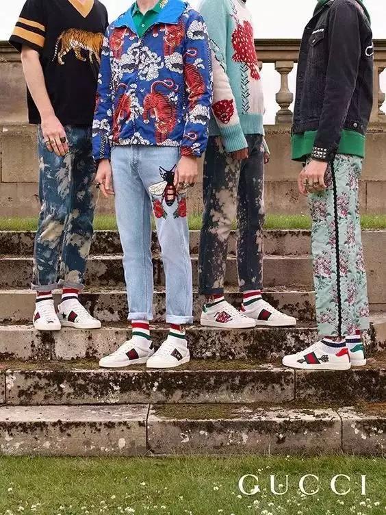 好看又便宜的运动鞋价格20元,好看又大牌的运动鞋