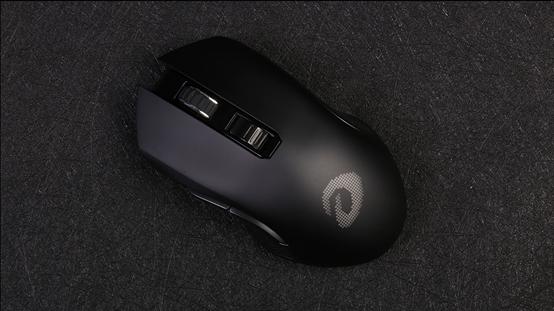 达尔优em915鼠标测评,达尔优em905双模游戏鼠标怎么使用